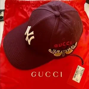 Gucci | Accessories | Gucci Ny Yankees Patch Baseball Hat  display picture 1